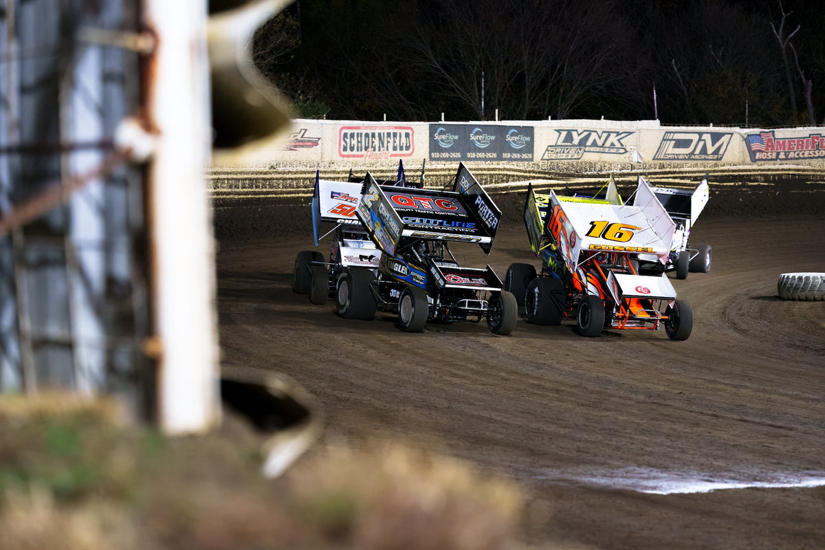 Sprint cars racing at Creek County Speedway in a prior event. Photo: Team Green Productions / American Sprint Car Series.
